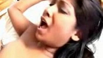 Desi girl moan loud karo