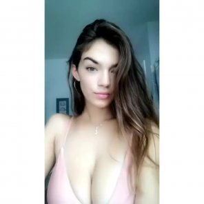Deck reccomend huge boob teenage girl