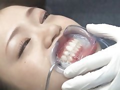 Dentist cum